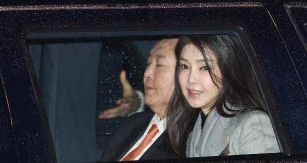 开云体育(中国)官方网站李在明收拢尹锡悦的罅隙荒诞反扑-开云「中国」kaiyun体育网址-登录入口